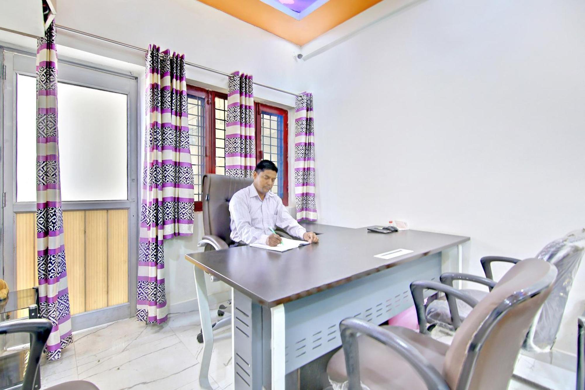 Home 78802 Balaji Bhawan Jhājra Dış mekan fotoğraf